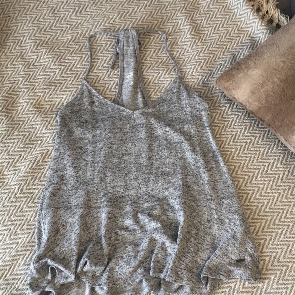 Hollister Tank